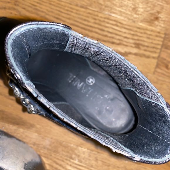 Black Leather Chanel Ankle Boots size 37 - Picture 4 of 7